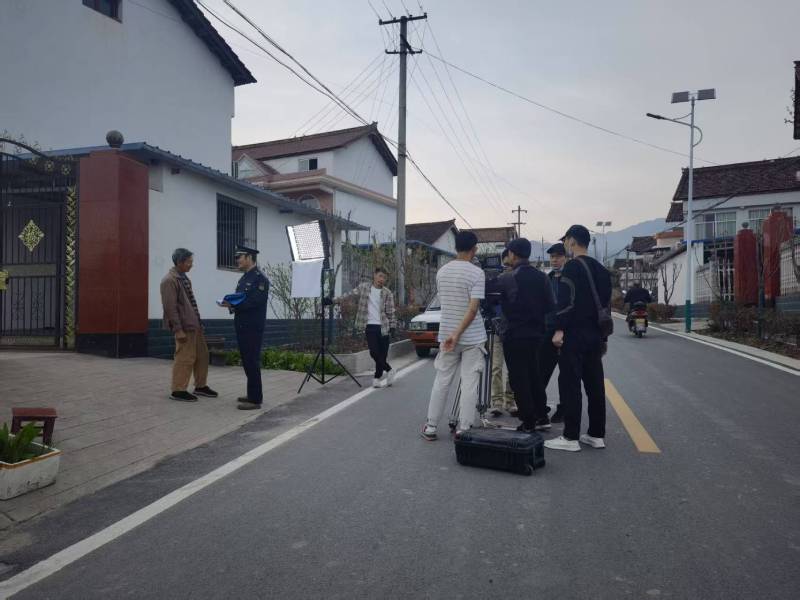 雷波县极致互动，跨界合作桥梁，拓展资源的产品宣传视频推动者